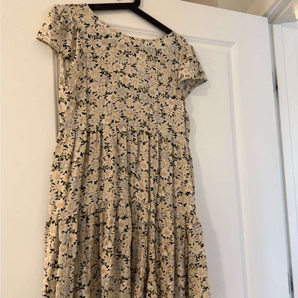 American Eagle Outfitters Cream Floral Midi Dress